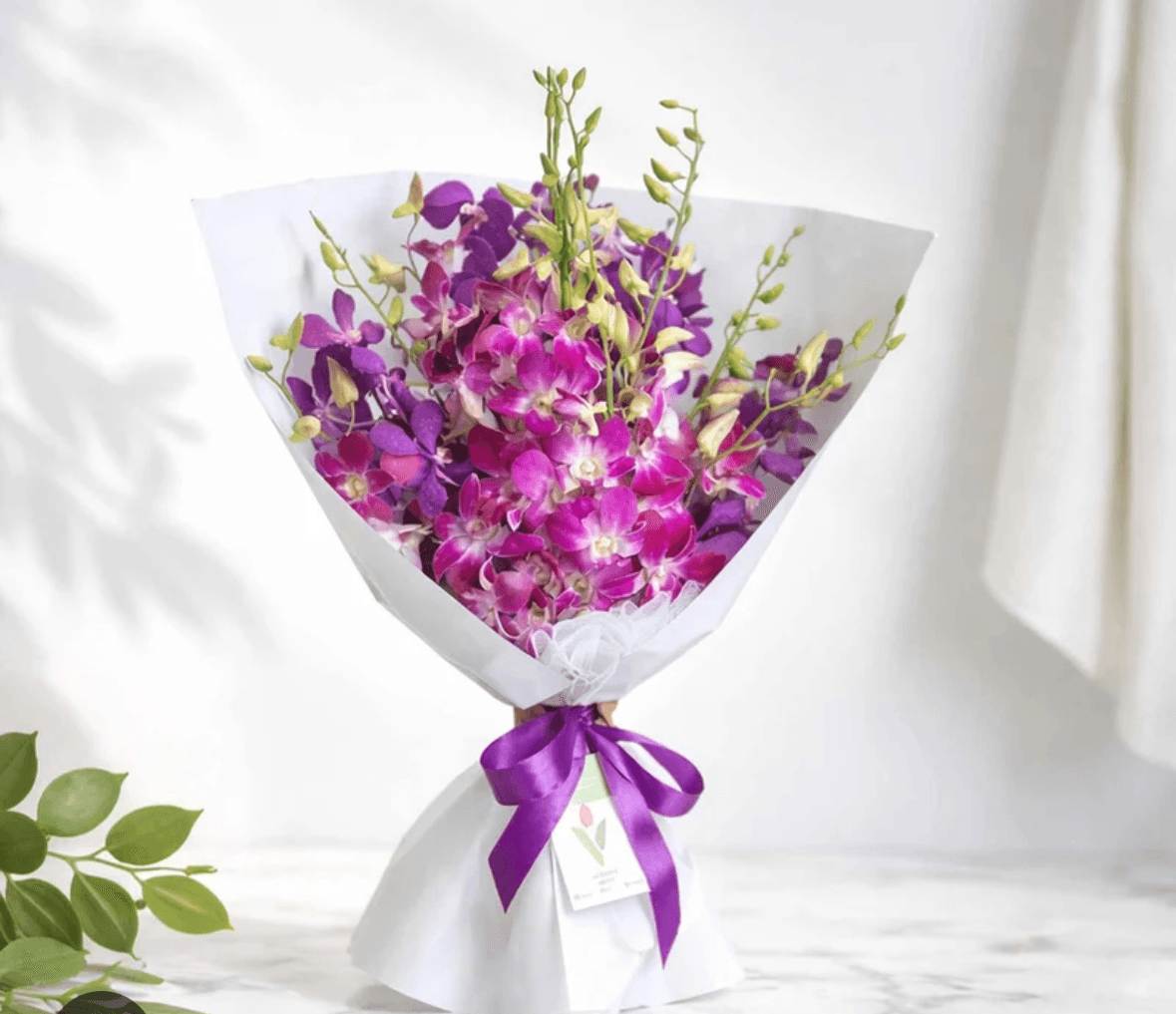Vibrant Purple Orchid Bouquet — photo 1